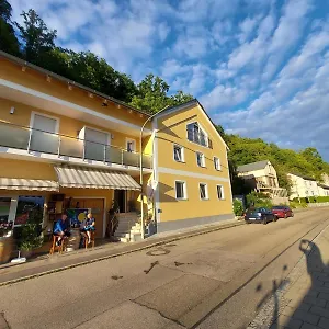 Und Zum Donaublick Gasthof Kelheim